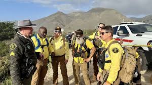 Tragedia en California: Ola arrastra a padre e hija al mar; confirman sus muertes