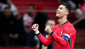 Cristiano Ronaldo anuncia única condição para se aposentar antes do milésimo gol