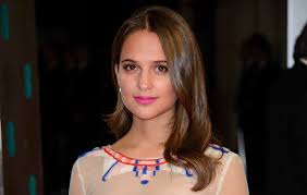 Résultat de recherche d'images pour "alicia vikander"