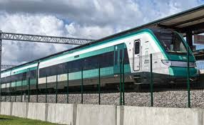 Tren Maya suspende servicio en Campeche y desalojan a 120 pasajeros tras salir una rueda del riel