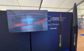 Ukraiński FP-9 pozuje w Rzeszowie. Jest większy, niż się wydawało