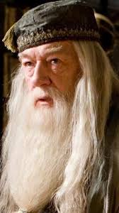 Miembros de la Orden del Fénix Editar sección. Aberforth Dumbledore &middot; Alice Longbottom - internada de por vida en San Mungo. - P6_Dumbledore