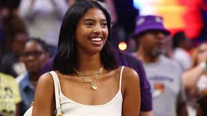 Natalia Bryant Stuns in Dress Next to Mom’s Sizzling Look As Kobe, Vanessa Honored