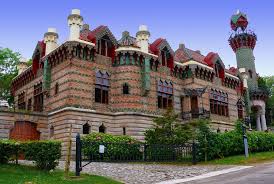 Resultado de imagen de palacio de comillas