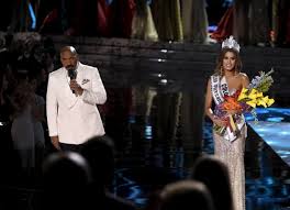 Image result for steve harvey at the miss universe 2015