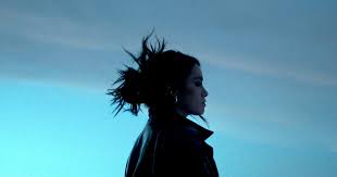 Lali Expósito: Íntimo Documental Revela su Frenética Vida Tras Escenarios