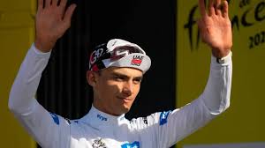 Isaac del Toro firma otro gran día en el Tour de Francia y mantiene el maillot blanco