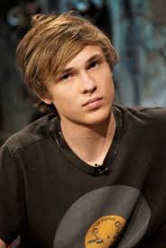 <b>William Moseley</b> - William_Moseley