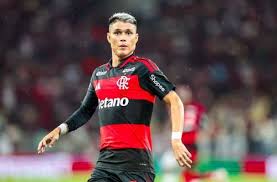 Flamengo recusa proposta de clube mexicano por Luiz Araújo