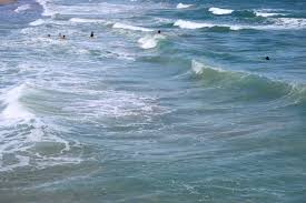 Florida Beach Hazards: Rip Currents and Windy Conditions This Weekend