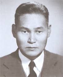 Os pais de João Sussumu Hirata, Joiti Hirata e Yuki Hirata, estabeleceram-se em São Manoel, cidade onde ele nasceu ao dia 20 de novembro de 1914 e iniciou ... - joao-sussumu-hirata