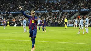 El Barça de Flick recupera la cordura en la locura de Balaídos y recorta distancias con el Real Madrid