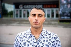 Seksuaalirikokset | Makwan Amirkhania syytetään pakottamisesta seksuaaliseen tekoon