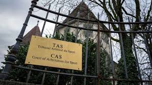 Árbitro del TAS dice que es probable que tribunal falle a favor de Senegal