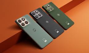 Motorola Edge 70: celular ultrafino é lançado no Brasil com IP69 e Snapdragon