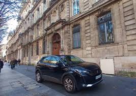 Bordeaux: Lycéen Retrouvé Mort! Enquête Urgente au Lycée Montaigne