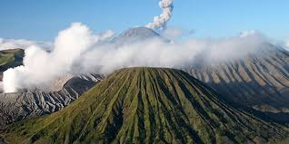  GUNUNG BROMO JAWA TIMUR TERBARU Gambar Pemandangan Gunung Bromo Wallpaper Unik 