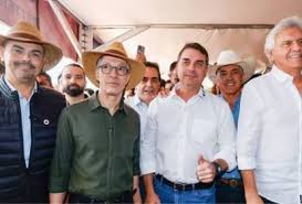 Após encontrar Flávio, governador aposta em palanque triplo em Minas Gerais