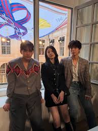 Vogue korea - News update