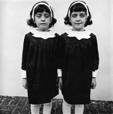 Résultat de recherche d'images pour "diane arbus photos"