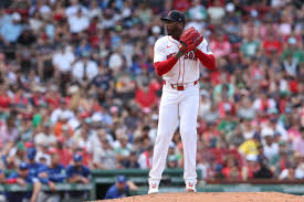 Red Sox Shock! All-Star Chapman Traded to AL East Rival?! - Imagen ilustrativa del artículo