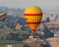 صورة مهرجان الأقصر للبالون الطائر