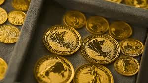 Gold futures rise above $4,000 per ounce for the first time
