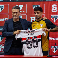 São Paulo vê time 'pronto' para 2026, mas não descarta outros dois reforços
