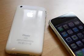 Image result for iphone 3gs battery exploding