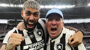 Textor manda recado a Barboza em meio a críticas da torcida do Botafogo e possível ida ao Palmeiras