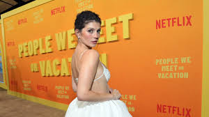 Emily Bader on friendship with Emily Henry after 'People We Meet on Vacation'