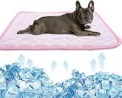 different types of cooling materials for dog blanketsの画像