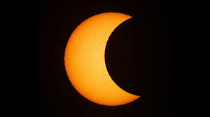 Eclipse solar de 2026: cuándo será, dónde será visible y todo lo que debes saber para observarlo