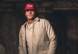 Parker McCollum Announces New Single "Killin' Me" and Self-Titled Album