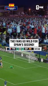 Barcelona ERUPTS in celebration after Porro finds the back of the net 🇪🇸