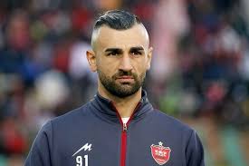 سردار دورسون: جدایی‌ام از پرسپولیس قطعی نیست، با مدیر و سرمربی تیم در حال مذاکره هستم