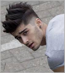 ... dado que su padre, Yaser Malik, es pakistaní. Él decidió eliminar su cuenta pero ahora &#39;mamá-Malik&#39; ha sacado las uñas para defender a su hijo. - tumblr_static_zayn2013