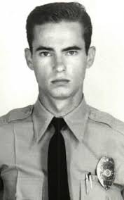 21, 1934 to June 19, 2004 Jim Truitt, 70, died on Saturday, June 19, 2004. Jim was born in Long Beach, CA and served in the U.S. Army &amp; the Utah National ... - truittjames