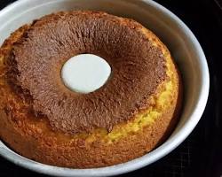 Cenouras médias descascadas e raladas