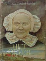 De bekende Apeldoornse dichter Hermen Bomhof adviseert Annie dat ze na zoveel verhalen te hebben geschreven nu maar eens een boek moet gaan schrijven. - het-oever