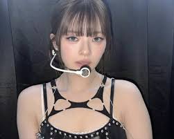 Jeongyeon becomes first member of Twice to officially leave longtime agency JYP Entertainment