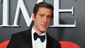 David Muir sparks fan concern in latest update