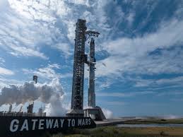 Once again, SpaceX has set a new record for the tallest rocket ever built