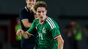 Marcel Ruiz está dispuesto a arriesgar su carrera por el Mundial 2026