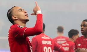 Espoirs : Ethan Mbappé sorti sur civière — Foot Mercato