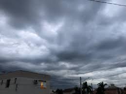 Notícias - Rio Grande do Sul - Terça-feira será de calor e pancadas de chuva no RS