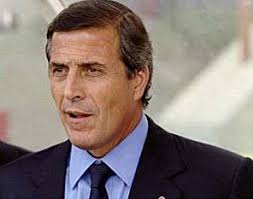 In Uruguay per tutti è semplicemente il Maestro. Nel Paese in cui è nato Oscar Tabarez è poco meno di un monumento e molto più di un semplice allenatore, ... - oscar-washington-tabarez