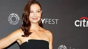 Ashley Judd Doubles Down On Non ‘Nurturing’ Childhood With Jab At Mom