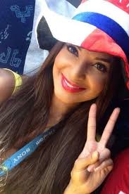 Jale Berahimi Sánchez es una presentadora de 28 años que cubre el Mundial Brasil 2014 para el programa Intrusos de la cadena televisiva Repretel de Costa ... - bqh2gsniqaatwsl