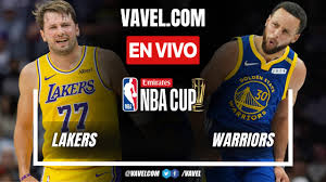 Curry guía la remontada de Golden State Warriors 95-112 ante Los Angeles Lakers